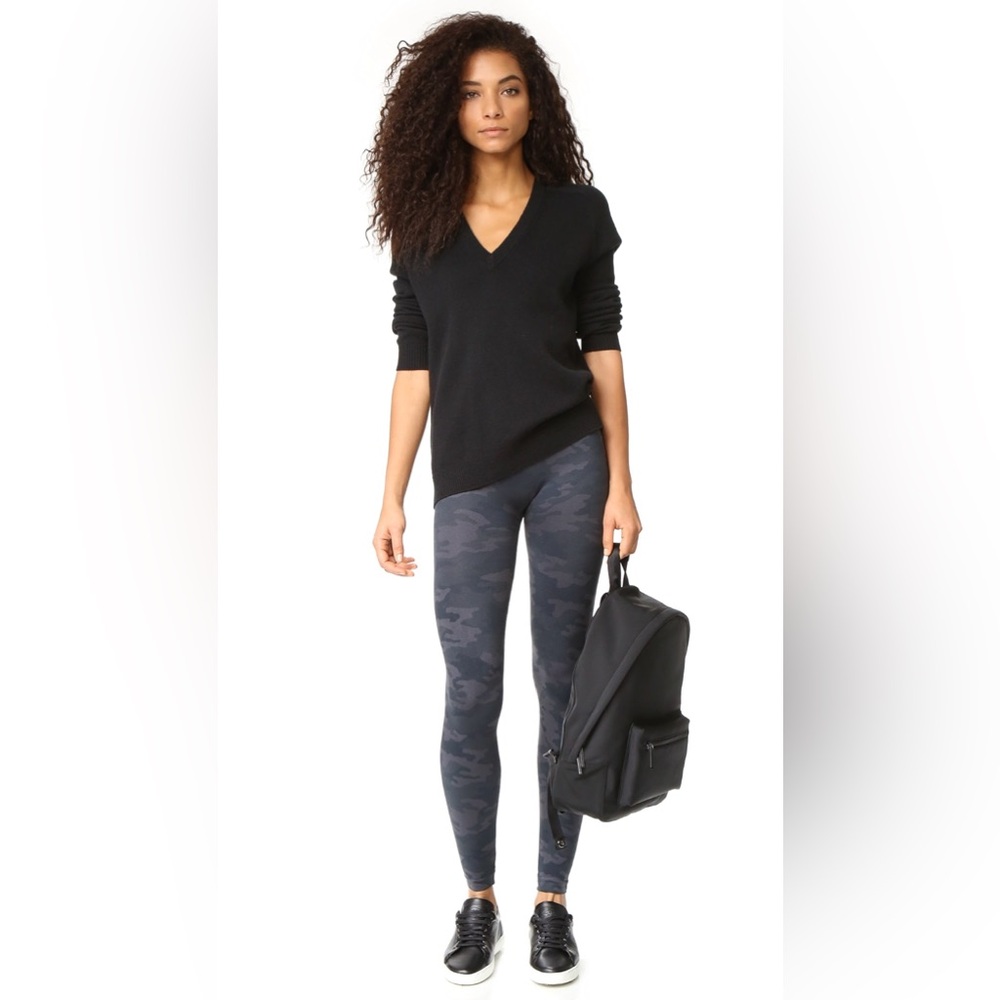 Spanx seamless gray camo shapewear compression leggings